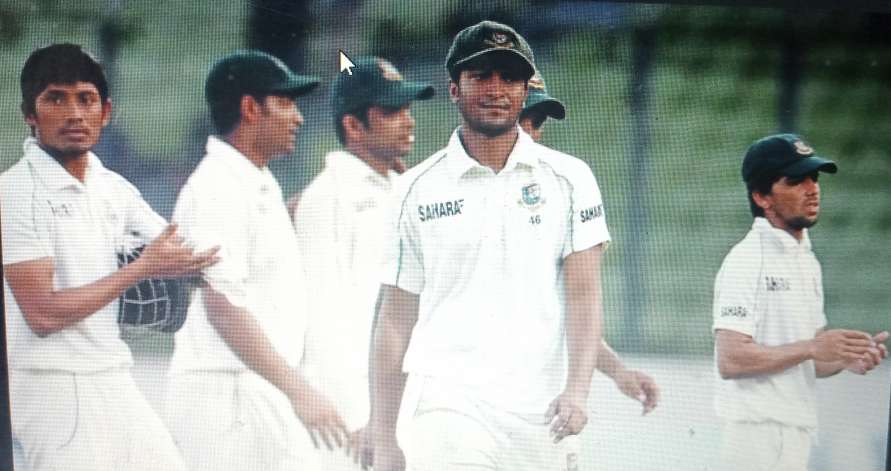 "Bangladesh Cricket Team's Arrival in Pakistan for Two-Test Series EchOoPlus"